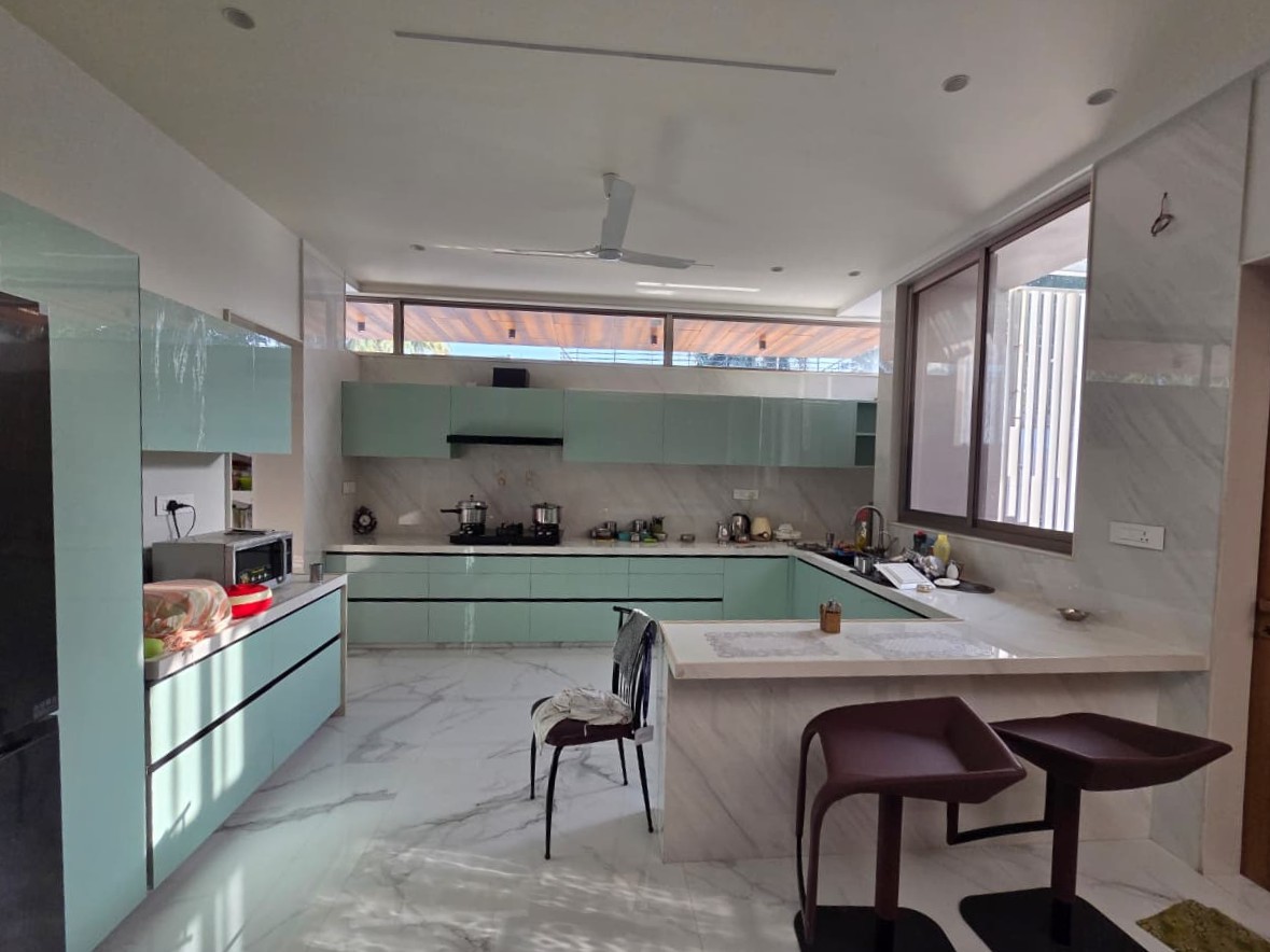 Minimalist Kitchen Makeover